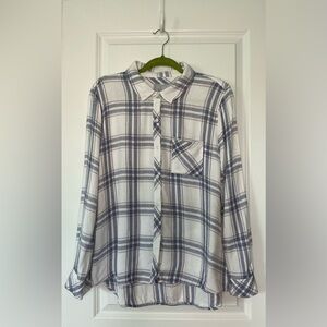 Rails Women’s Hunter Flannel Button Down White Pink Blue Size M